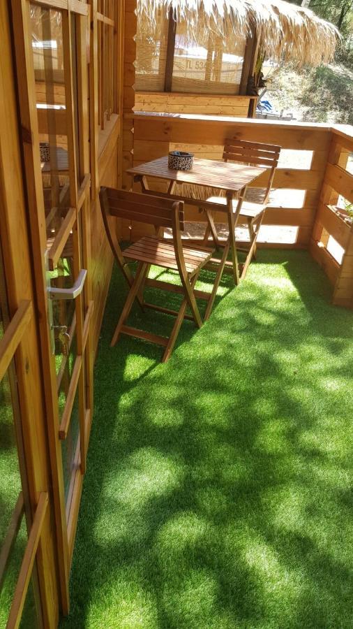 La Lyalis Bed & Breakfast Aiguines Exterior foto