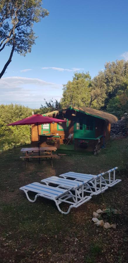 La Lyalis Bed & Breakfast Aiguines Exterior foto